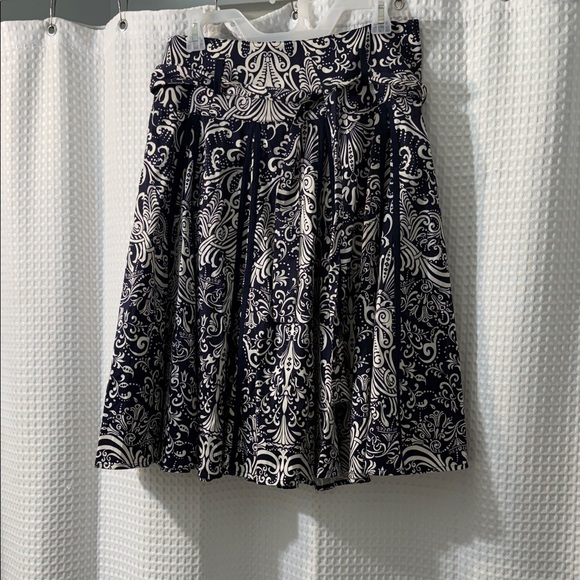 INC International Concepts Dresses & Skirts - INC International Concepts Women’s  Navy & White  Print Skirt – Size 6